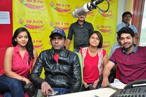 Padesave Movie Team at Radio Mirchi